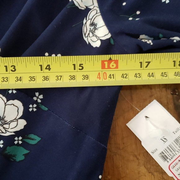 CHAPS LONG SLEEVED DRESS - Picture 8 of 14